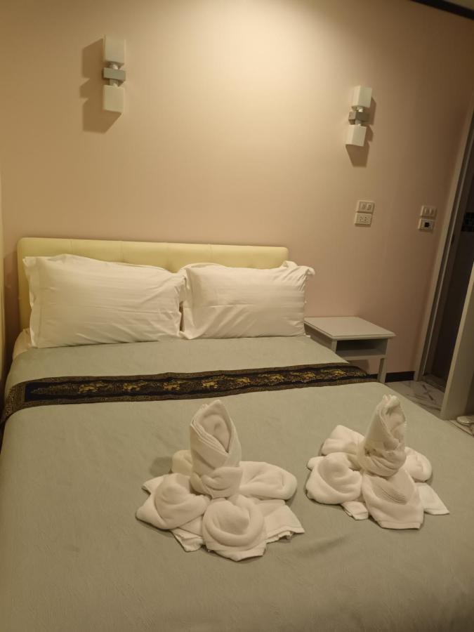 בנגקוק Cana Boutique Hotel מראה חיצוני תמונה