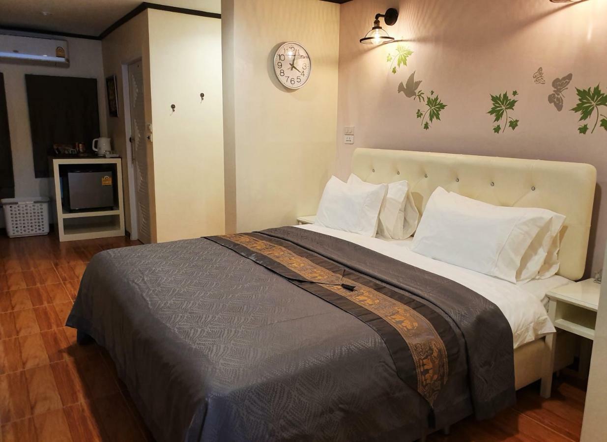 בנגקוק Cana Boutique Hotel מראה חיצוני תמונה