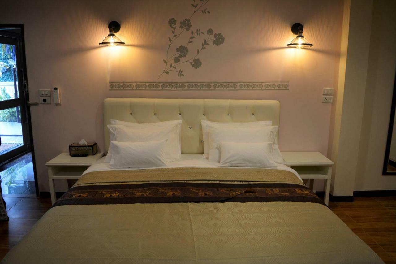בנגקוק Cana Boutique Hotel מראה חיצוני תמונה
